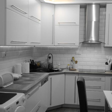 Apartamento Cerak Lux Belgrado Exterior foto